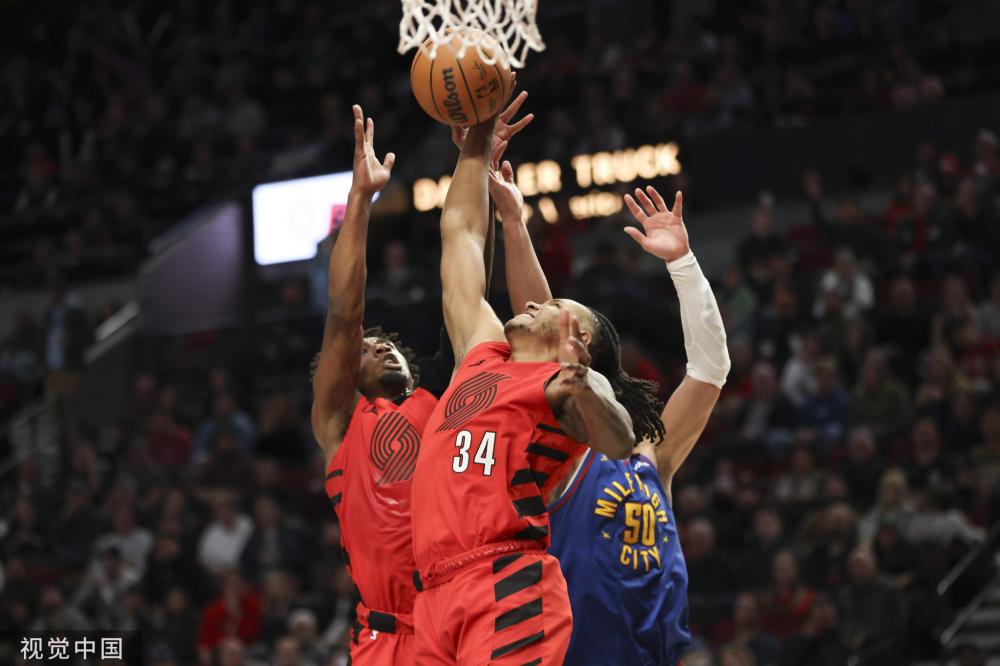 马丁内斯在 马丁内斯在