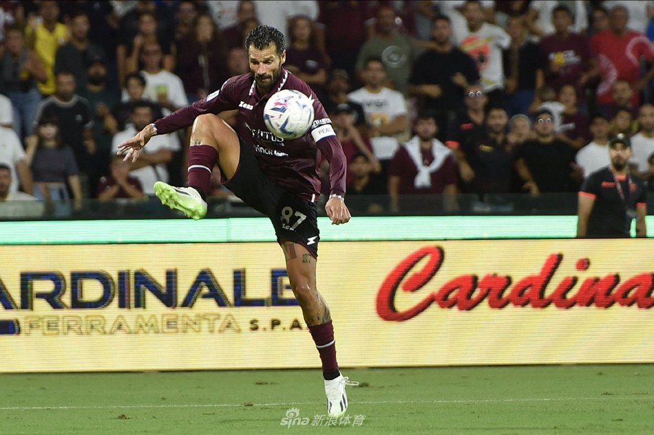 而王曼昱和 而王曼昱和