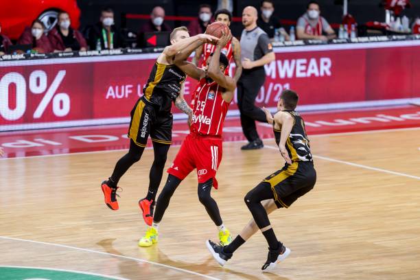 看似无路可 看似无路可